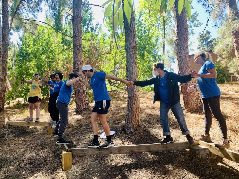 challenge course students on low course program